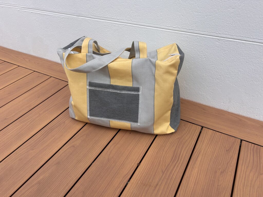 Sac cabas upcycling avec fermeture éclair