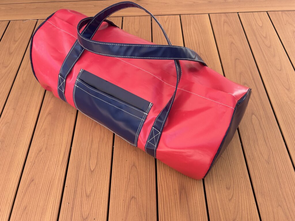 Sac upcycling résistant en bâche
